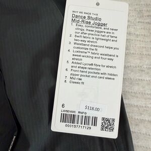 Lululemon (rainforest green) Dance Studio Mid-Rise Jogger